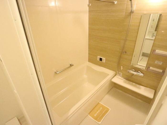 バス・シャワールーム　浴室