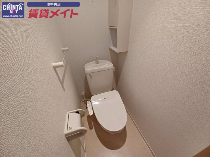 トイレ　別部屋同型タイプ