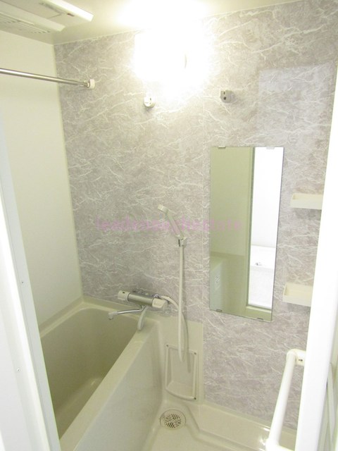 バス・シャワールーム　別部屋参考例