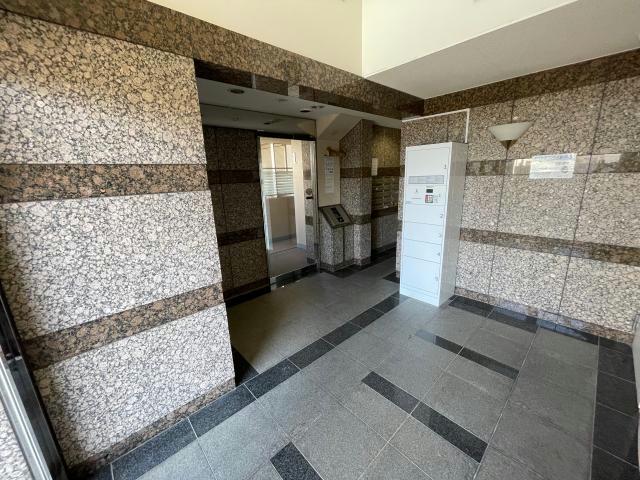 エントランス　エントランス部分