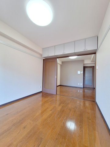 その他部屋・スペース　★洋室６帖★