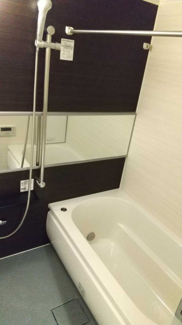 バス・シャワールーム　バス