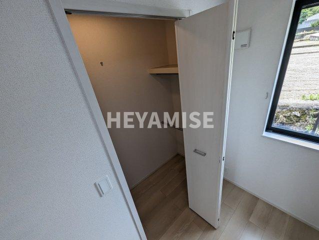 収納　※室内画像は別号室のもの