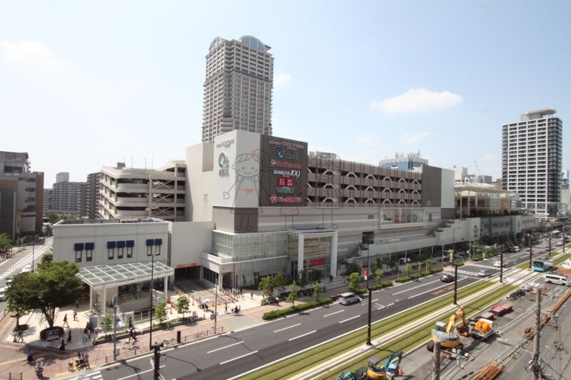 ショッピングセンター　あべのキューズモール（ショッピングセンター）まで582m