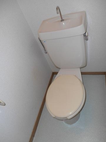 トイレ　WC