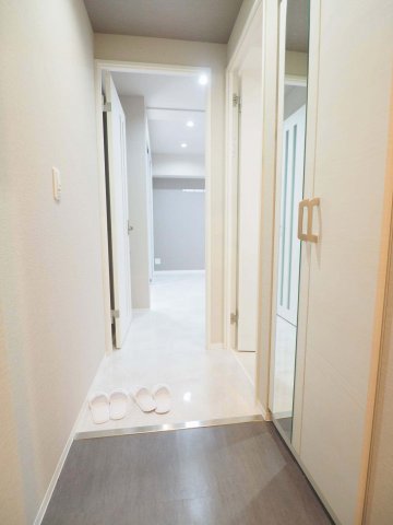 玄関　JESUS SQUARE日本橋