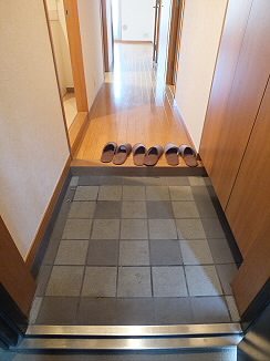 玄関