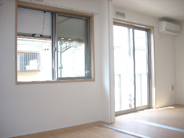 居室・リビング　※別部屋写真