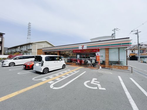 コンビニ　セブンイレブン 堺深井水池町店（コンビニ）まで146m
