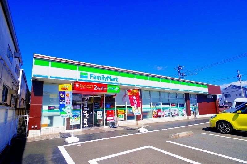 コンビニ　ファミリーマート 東村山御成橋店（コンビニ）まで334m