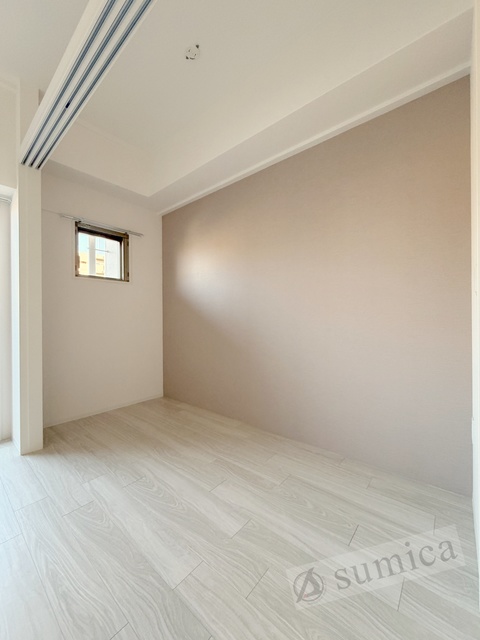 その他　階数により内装色が異なります