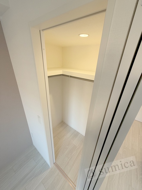 収納　階数により内装色が異なります