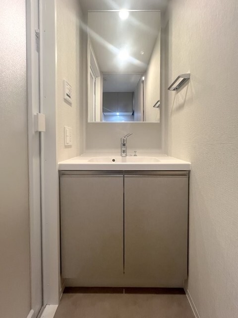 洗面設備　※写真は同タイプ住戸です。