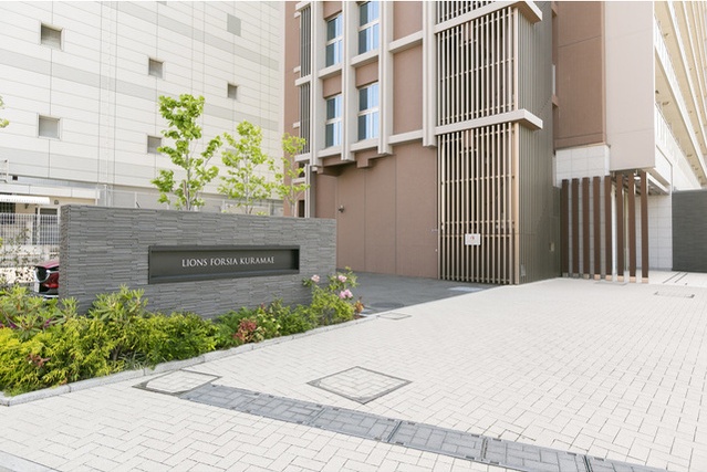 エントランス　ゆとりのあるエントランスです