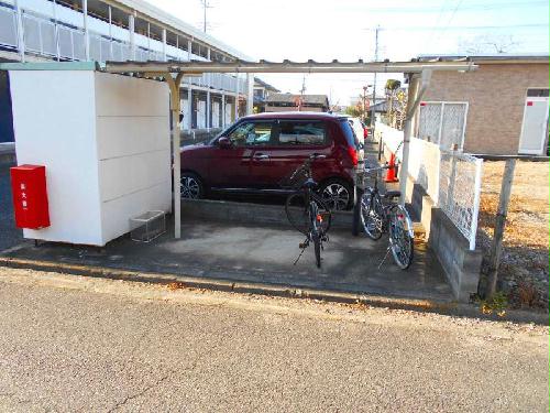 その他共有部分　駐輪場完備