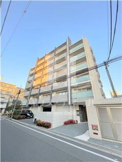 建物外観　外観は落ち着いています