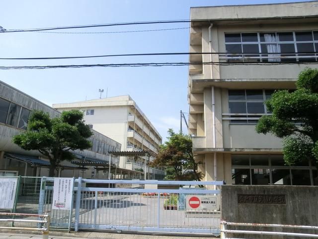 小学校　松戸市立矢切小学校（小学校）まで140m