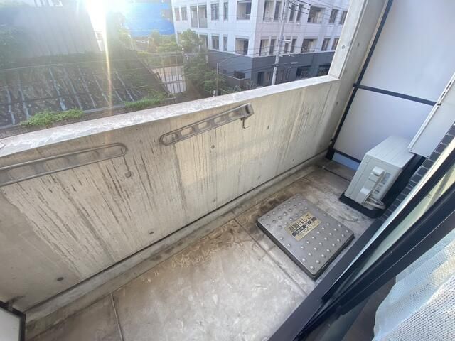 バルコニー　※別室参考写真