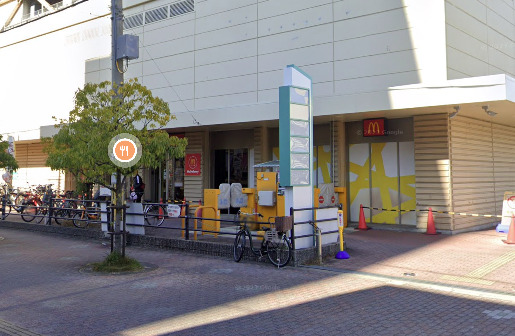 飲食店　マクドナルド イオン鴻池店（飲食店）まで340m