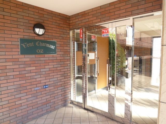 エントランス　★オートロック完備★