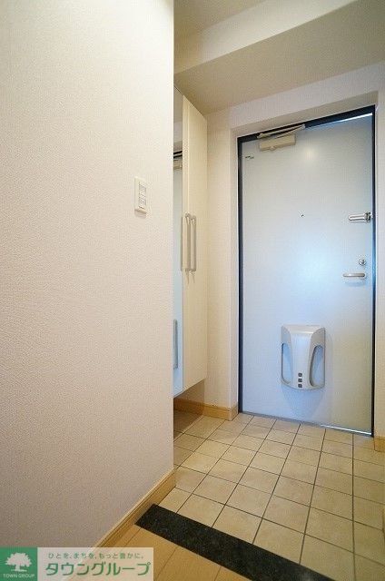 玄関　※別号室参考写真です