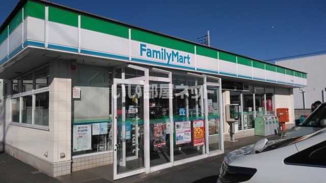 コンビニ　ファミリーマート 境山神店（コンビニ）まで1184m
