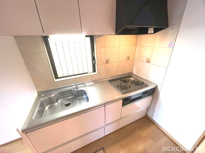 キッチン　明るいキッチン