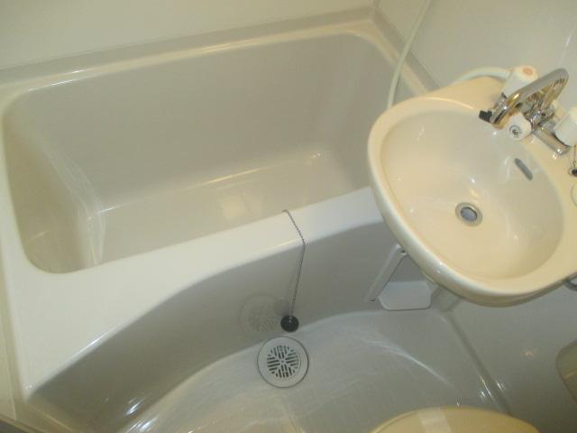 バス・シャワールーム　浴室