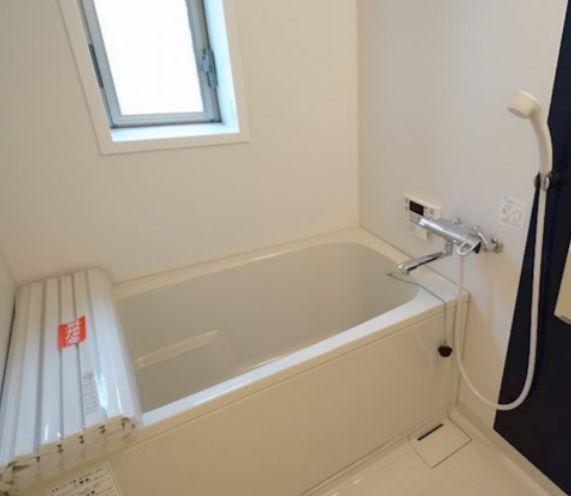 バス・シャワールーム　お風呂で日々の疲れを落としましょう