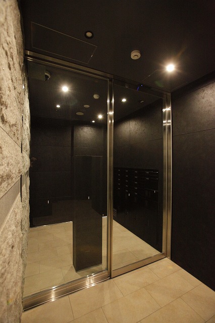 エントランス　エントランス