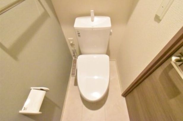 トイレ　落ち着いたトイレです