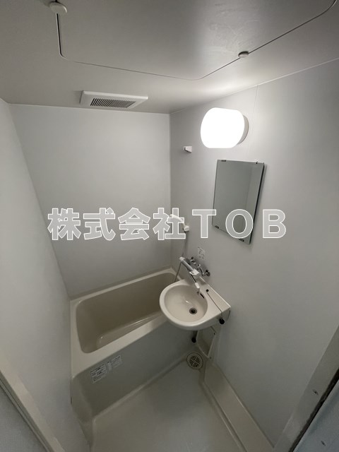 バス・シャワールーム　※別号室同間取りの写真です