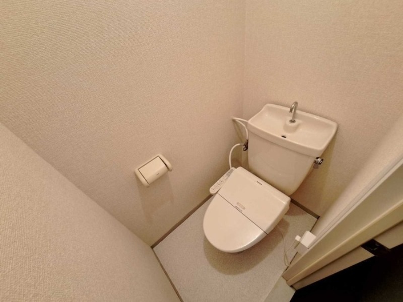 トイレ　図面と現状に相違がある場合には現状を優先