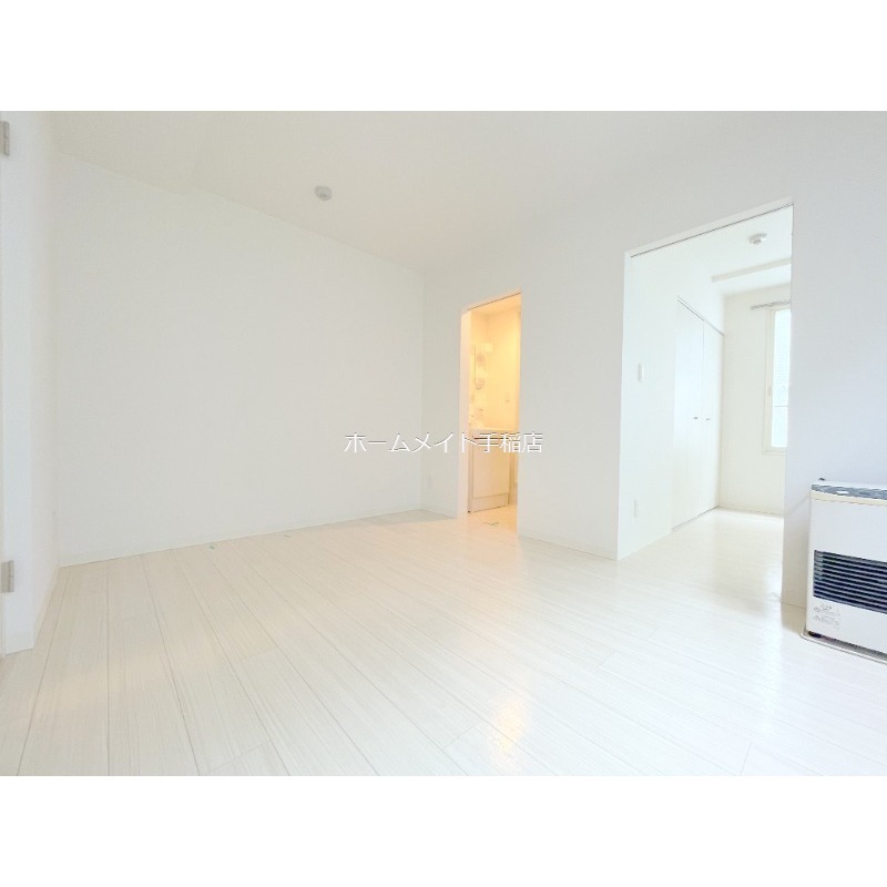 居室・リビング　明るいリビング♪