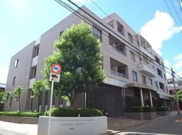 建物外観　ローレルフラット