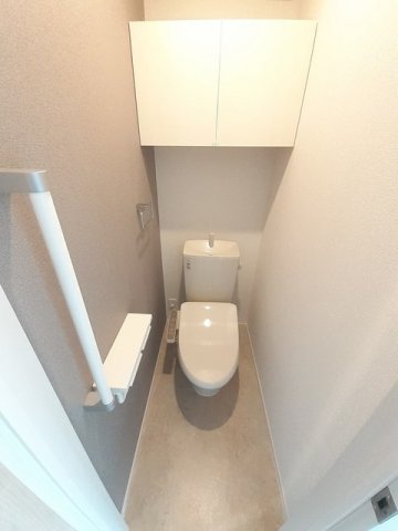 トイレ　落ち着いたトイレです