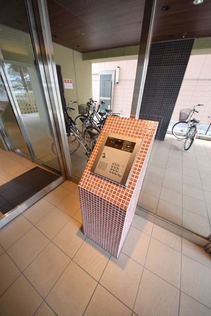 エントランス　オートロック