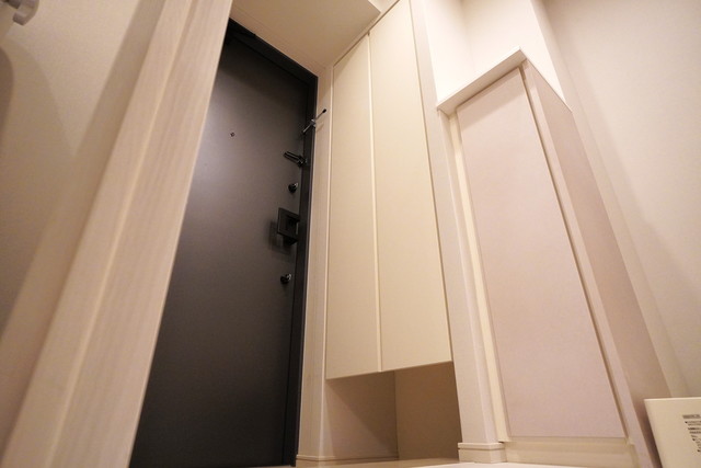 玄関　※写真は同タイプ住戸です。