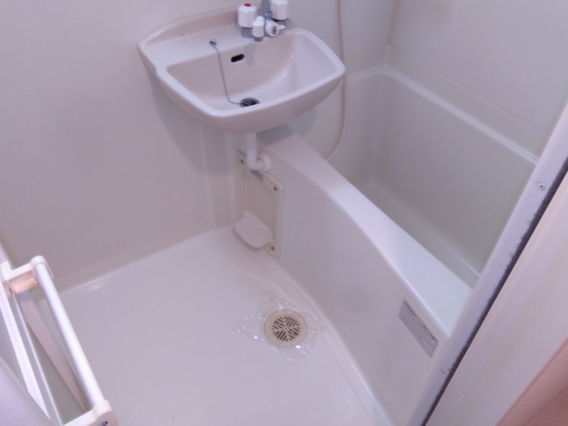 バス・シャワールーム　バス