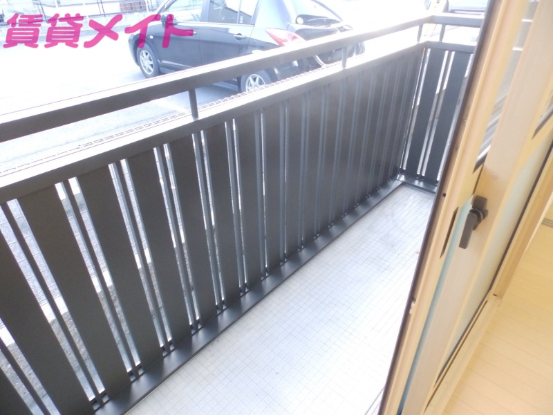 バルコニー　同型参考写真