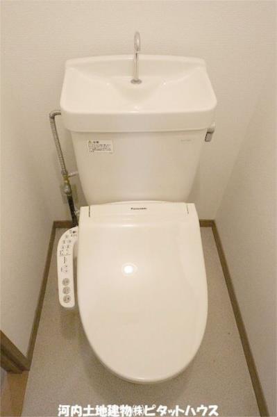 トイレ　トイレ（類似室内）