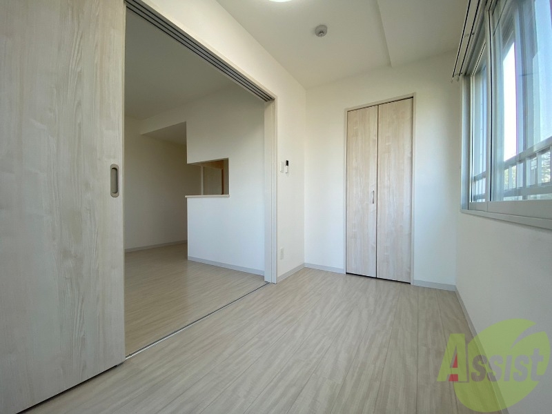 その他部屋・スペース　洋室の家具の配置を考えてみるのも楽しいですよ。