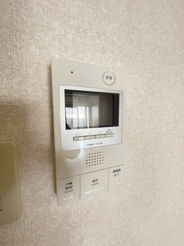 セキュリティ　モニター付きインターホン