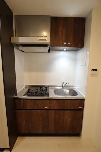 キッチン　別部屋反転写真