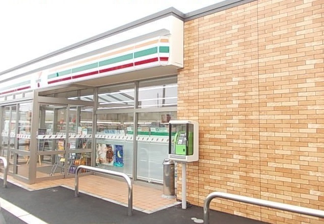 コンビニ　セブンイレブン八戸桔梗野店（コンビニ）まで600m