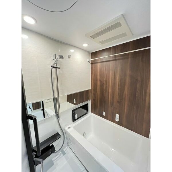 バス・シャワールーム