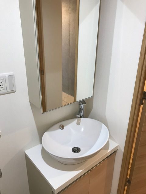 洗面設備　■独立洗面台