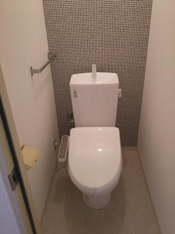 トイレ　ウォシュレット付きトイレ