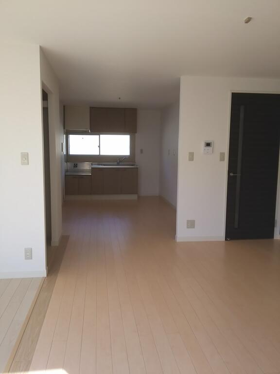 キッチン　リビング続きのキッチン