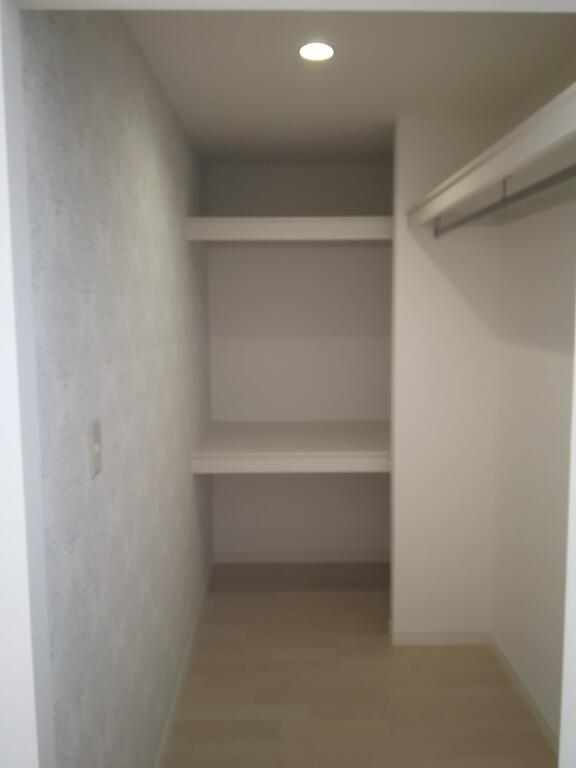 収納　ウォークインクローゼット